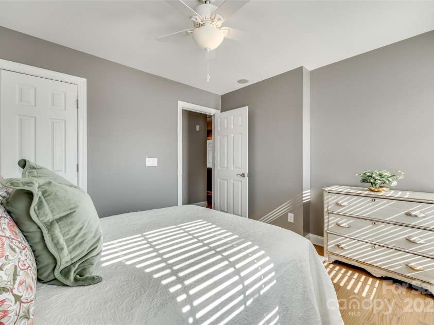 9439 Bonnie Briar Circle, Charlotte, NC 28277.  MLS# CAR4215508, YatesRealty ID 1416. 