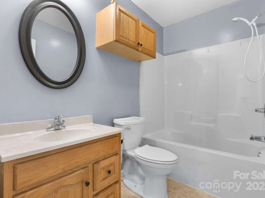 5052 Swinging Bridge Road, Conover, NC 28613.  MLS# CAR4255886, YatesRealty ID 14160. 