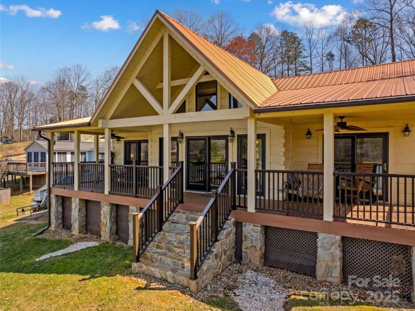 3062 Bass Drive, Sherrills Ford, NC 28673.  MLS# CAR4257005, YatesRealty ID 14162. 