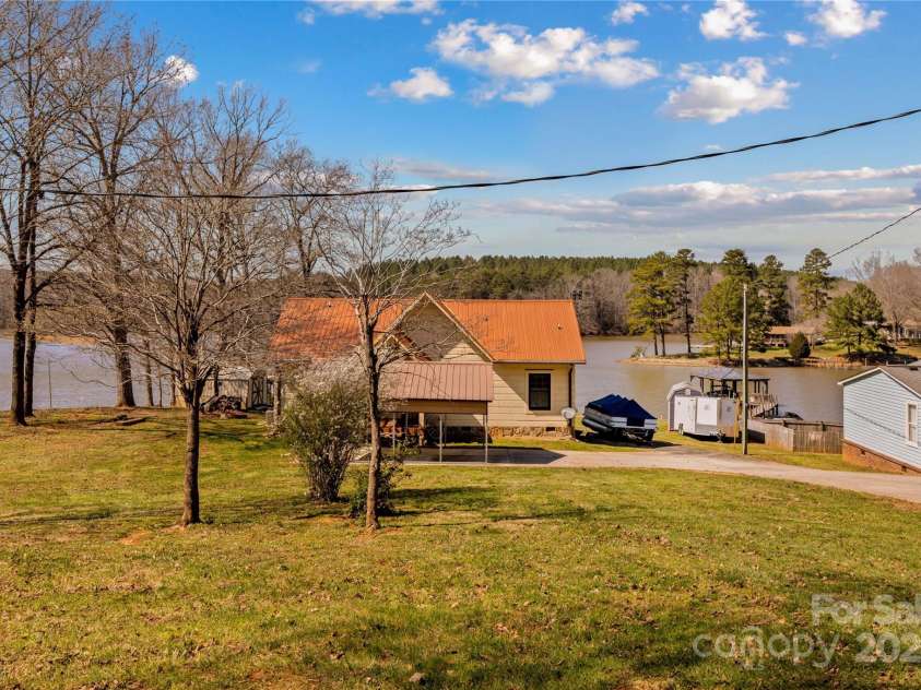 3062 Bass Drive, Sherrills Ford, NC 28673.  MLS# CAR4257005, YatesRealty ID 14162. 