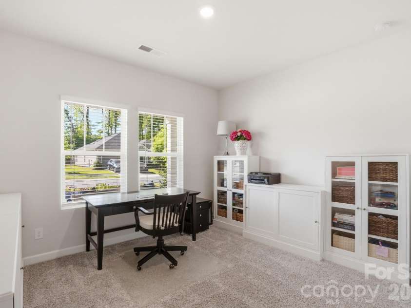 4514 Duplin Drive, Charlotte, NC 28214.  MLS# CAR4369547, YatesRealty ID 14162. 