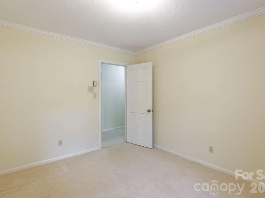 3308 India Hook Road, Rock Hill, SC 29732.  MLS# CAR4370728, YatesRealty ID 14163. 