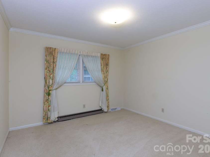 3308 India Hook Road, Rock Hill, SC 29732.  MLS# CAR4370728, YatesRealty ID 14163. 