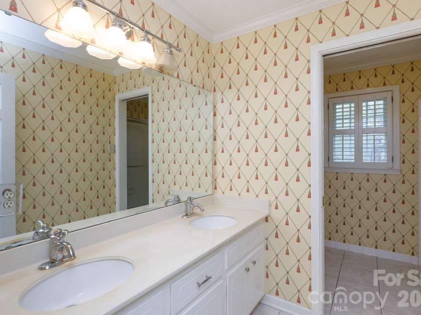 3308 India Hook Road, Rock Hill, SC 29732.  MLS# CAR4370728, YatesRealty ID 14163. 