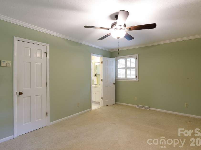 3308 India Hook Road, Rock Hill, SC 29732.  MLS# CAR4370728, YatesRealty ID 14163. 