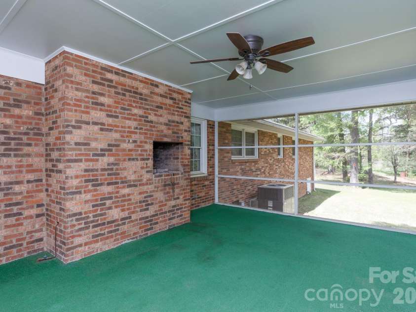 3308 India Hook Road, Rock Hill, SC 29732.  MLS# CAR4370728, YatesRealty ID 14163. 
