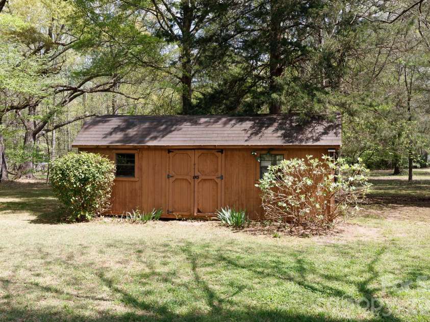 3308 India Hook Road, Rock Hill, SC 29732.  MLS# CAR4370728, YatesRealty ID 14163. 