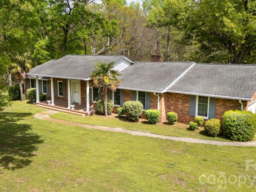 3308 India Hook Road, Rock Hill, SC 29732.  MLS# CAR4370728, YatesRealty ID 14163. 