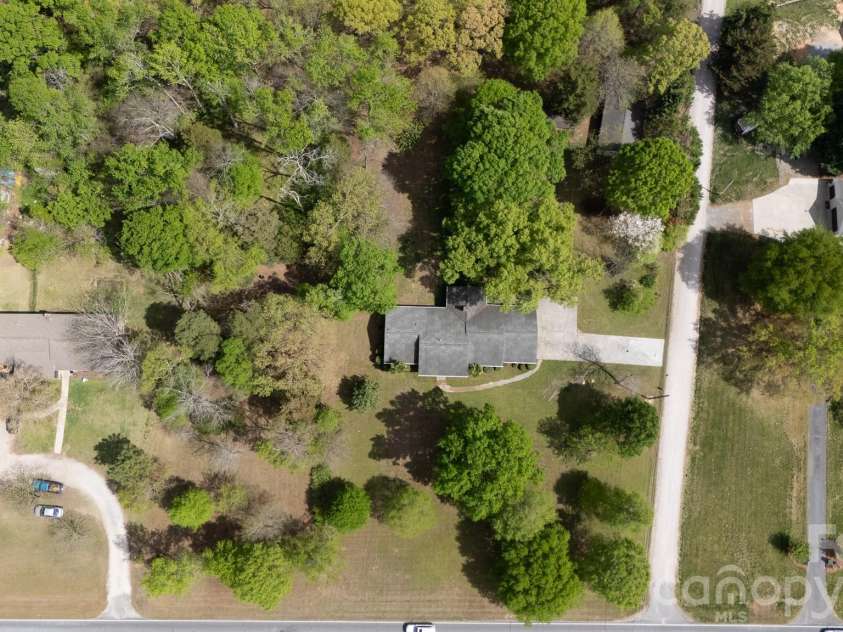 3308 India Hook Road, Rock Hill, SC 29732.  MLS# CAR4370728, YatesRealty ID 14163. 