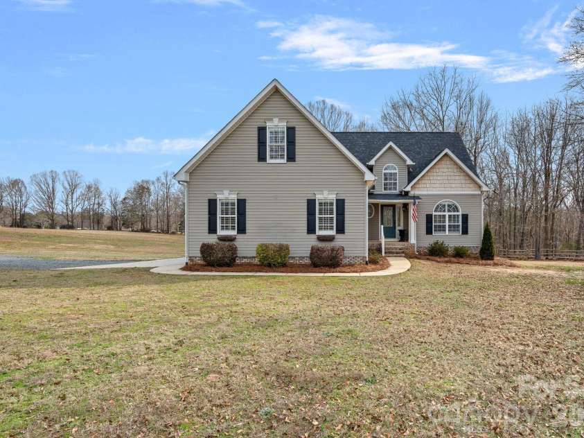 1845 Flowes Store Road, Concord, NC 28025.  MLS# CAR4353597, YatesRealty ID 14164. 