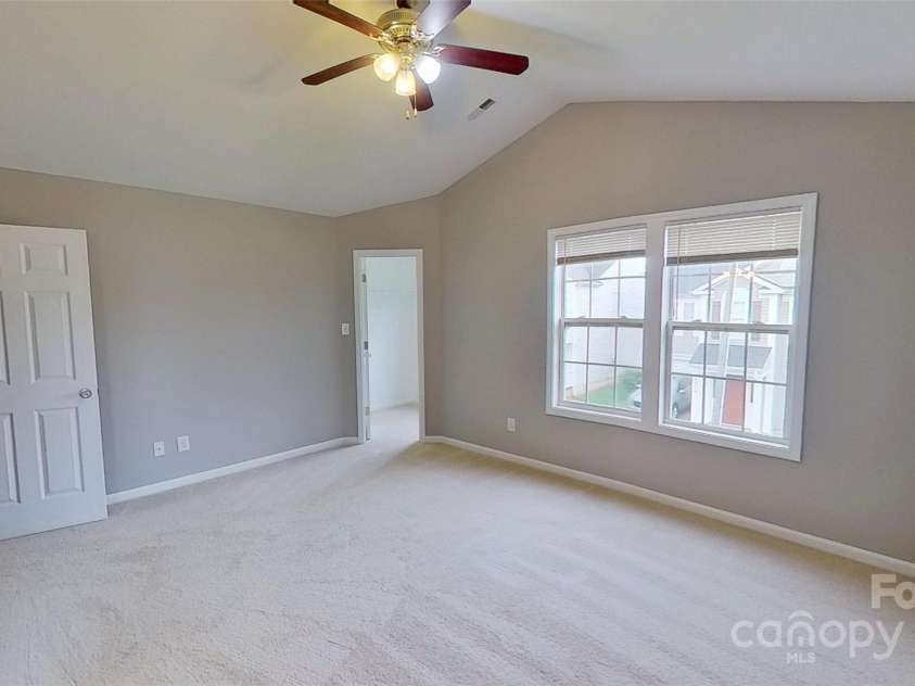 8403 Spirea Court, Charlotte, NC 28215.  MLS# CAR4191020, YatesRealty ID 14164. 