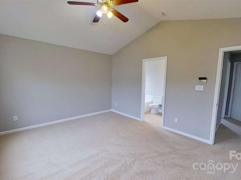 8403 Spirea Court, Charlotte, NC 28215.  MLS# CAR4191020, YatesRealty ID 14164. 