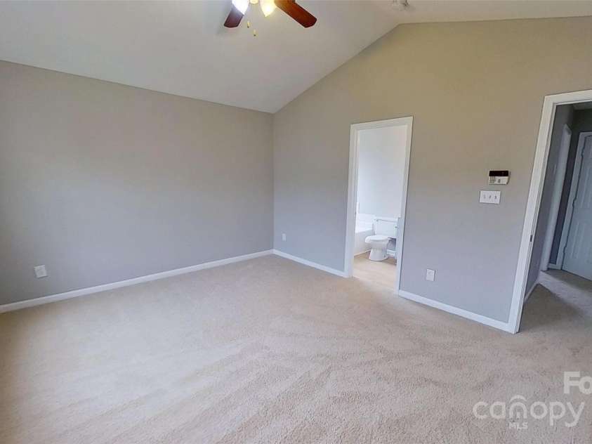 8403 Spirea Court, Charlotte, NC 28215.  MLS# CAR4191020, YatesRealty ID 14164. 