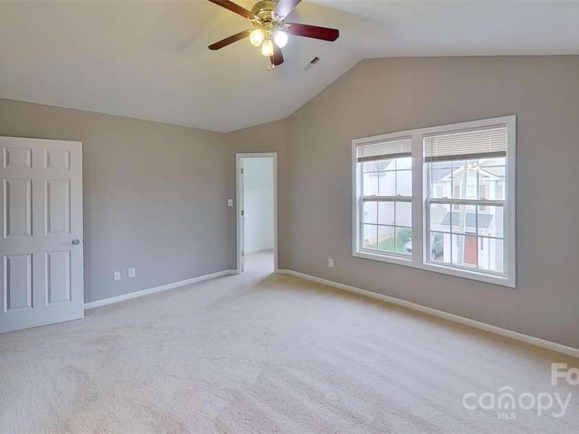8403 Spirea Court, Charlotte, NC 28215.  MLS# CAR4191020, YatesRealty ID 14164. 