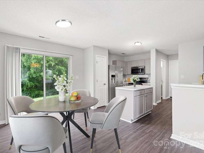 1427 Nature Place, Charlotte, NC 28214.  MLS# CAR4250768, YatesRealty ID 14165. 
