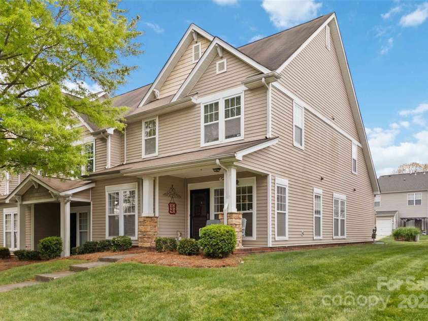 1013 Laparc Lane, Indian Trail, NC 28079.  MLS# CAR4246140, YatesRealty ID 14166. 
