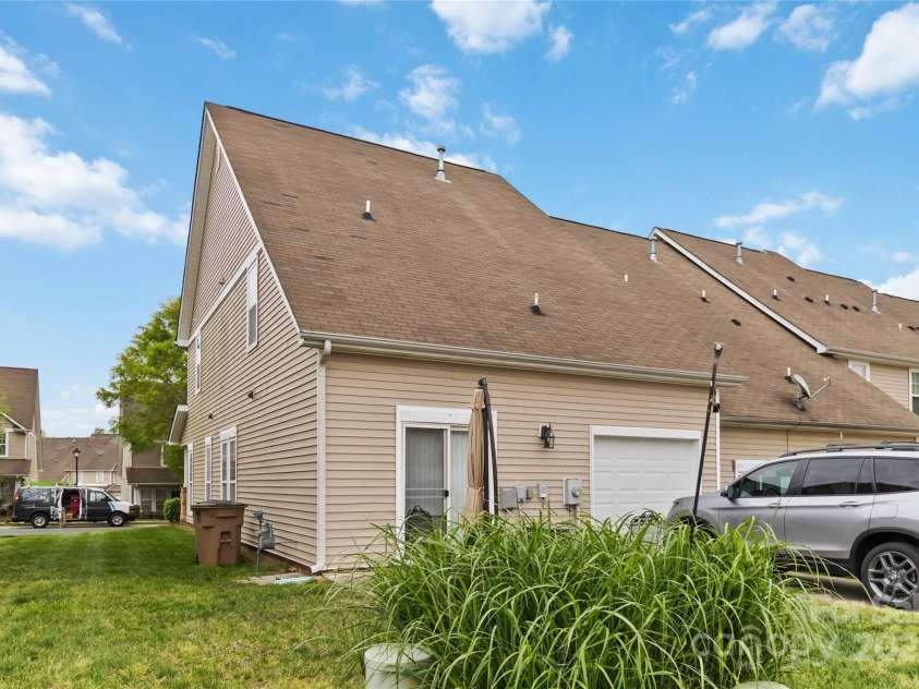 1013 Laparc Lane, Indian Trail, NC 28079.  MLS# CAR4246140, YatesRealty ID 14166. 