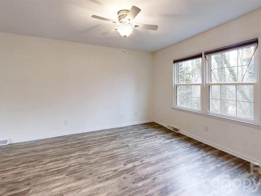 611 5th Avenue, Conover, NC 28613.  MLS# CAR4331581, YatesRealty ID 14166. 