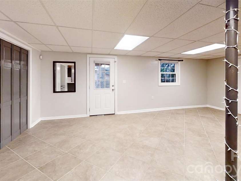 611 5th Avenue, Conover, NC 28613.  MLS# CAR4331581, YatesRealty ID 14166. 
