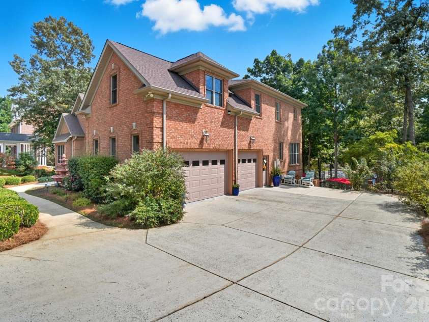 107 Nautilus Court, Troutman, NC 28166.  MLS# CAR4300981, YatesRealty ID 14167. 