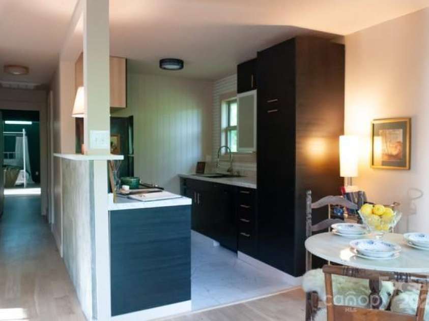 21 Rash Road, Asheville, NC 28806.  MLS# CAR4260428, YatesRealty ID 14167. 