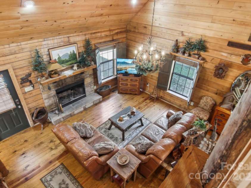 49 Breezy Creek Lane, Maggie Valley, NC 28751.  MLS# CAR4227818, YatesRealty ID 14168. 