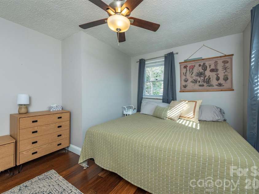 5 Three J Lane, Swannanoa, NC 28778.  MLS# CAR4349879, YatesRealty ID 14169. 