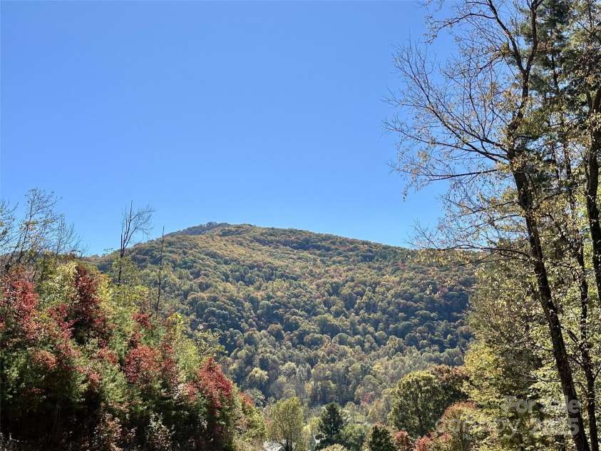 11 Freshwater Cove, Maggie Valley, NC 28751.  MLS# CAR4315955, YatesRealty ID 1417. 
