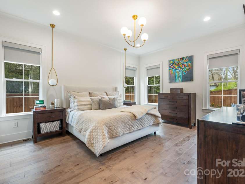 1711 Brook Road, Charlotte, NC 28205.  MLS# CAR4232990, YatesRealty ID 14170. 