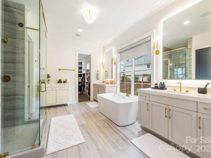 1711 Brook Road, Charlotte, NC 28205.  MLS# CAR4232990, YatesRealty ID 14170. 