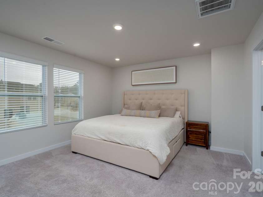 212 Brownstone Drive, Rock Hill, SC 29730.  MLS# CAR4349238, YatesRealty ID 14170. 