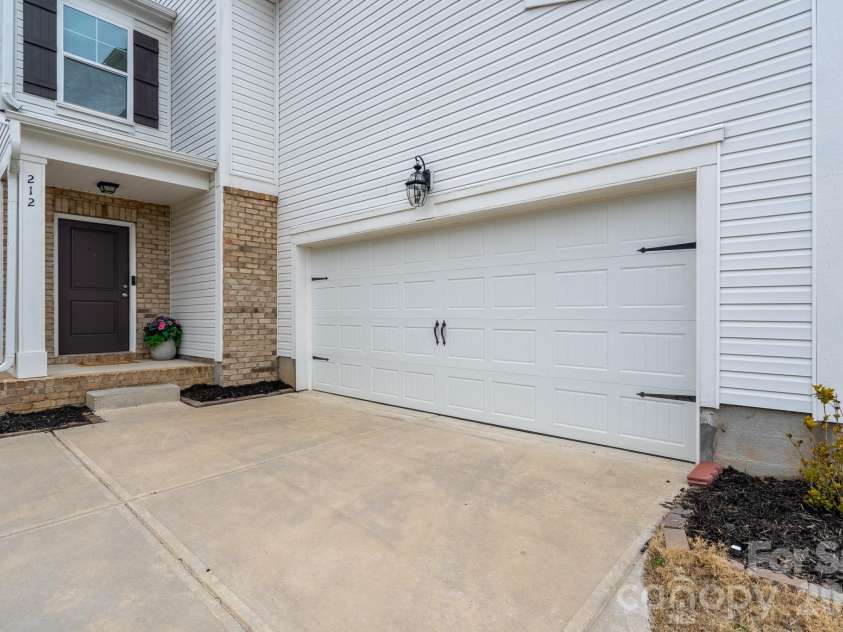 212 Brownstone Drive, Rock Hill, SC 29730.  MLS# CAR4349238, YatesRealty ID 14170. 