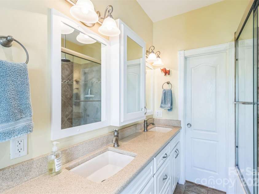 34 Pinson Trail, Lake Junaluska, NC 28745.  MLS# CAR4248018, YatesRealty ID 14172. 