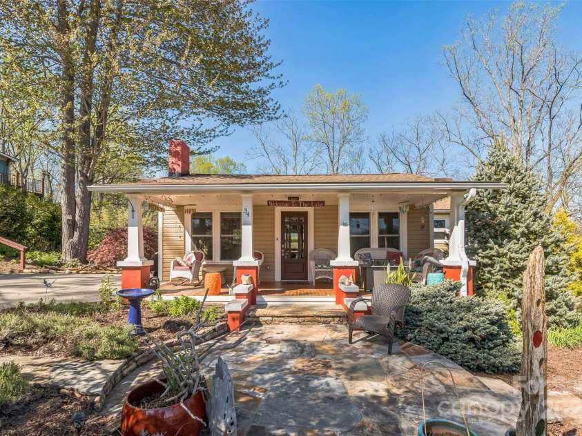 34 Pinson Trail, Lake Junaluska, NC 28745.  MLS# CAR4248018, YatesRealty ID 14172. 