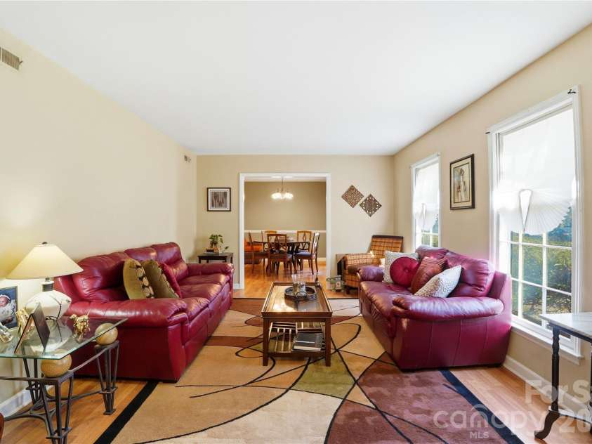 721 Falls Church Road, Charlotte, NC 28270.  MLS# CAR4341730, YatesRealty ID 14172. 