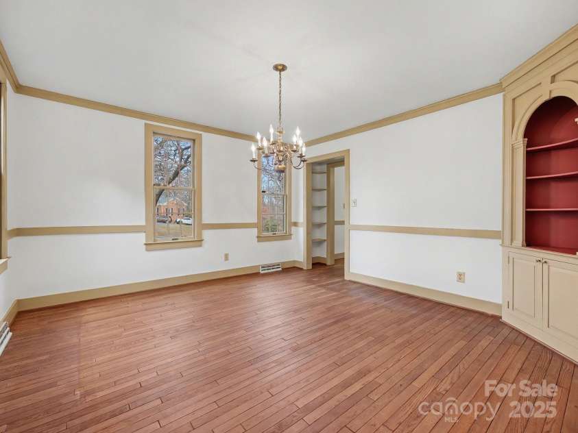 306 Garrison Drive, Kings Mountain, NC 28086.  MLS# CAR4329391, YatesRealty ID 14173. Formal Dining Room 