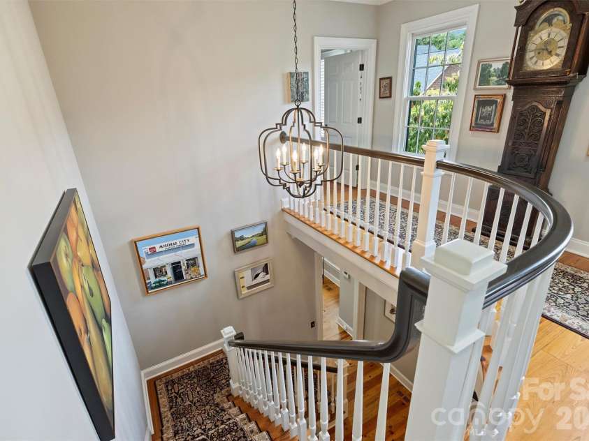 1127 Kings Drive, Charlotte, NC 28207.  MLS# CAR4346352, YatesRealty ID 14174. 