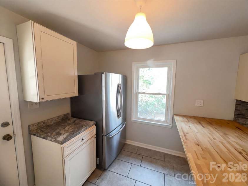 310 Mitchell Street, Belmont, NC 28012.  MLS# CAR4351836, YatesRealty ID 14175. 