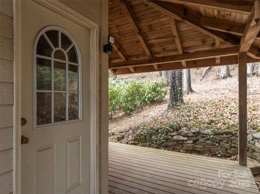 360 Laurel Ridge Road, Maggie Valley, NC 28751.  MLS# CAR4240405, YatesRealty ID 14176. 