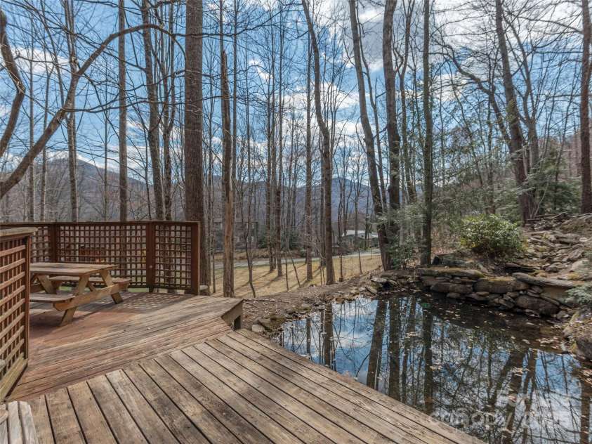 360 Laurel Ridge Road, Maggie Valley, NC 28751.  MLS# CAR4240405, YatesRealty ID 14176. 
