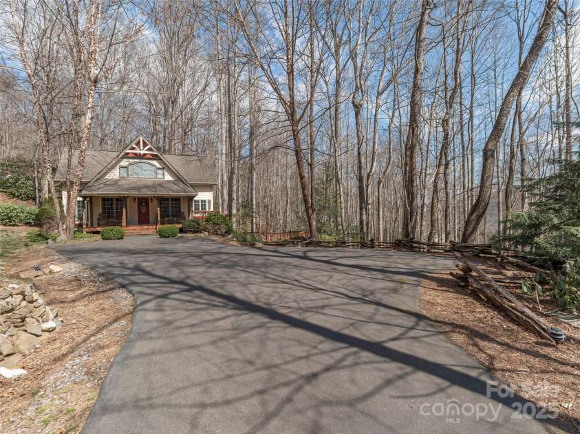 360 Laurel Ridge Road, Maggie Valley, NC 28751.  MLS# CAR4240405, YatesRealty ID 14176. 