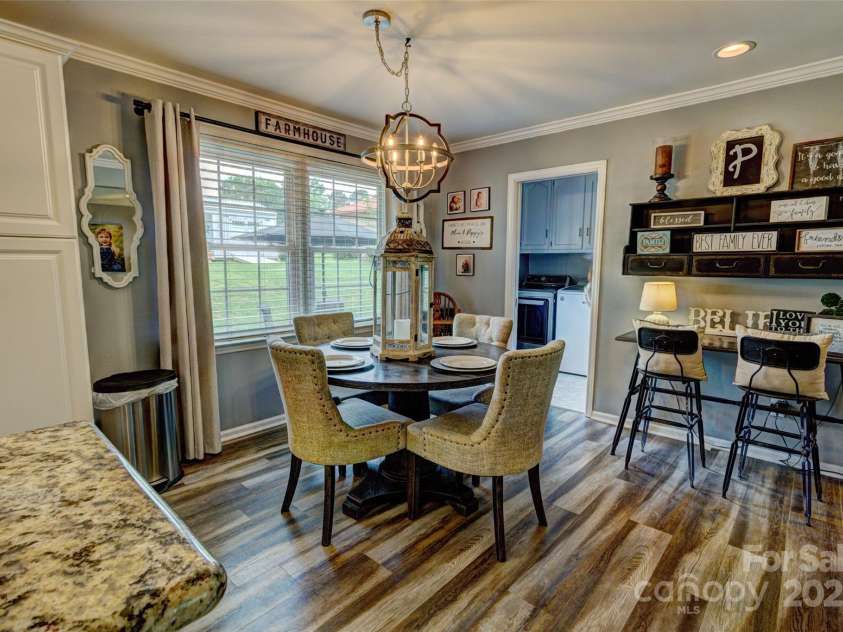 800 Sunset Road, Cherryville, NC 28021.  MLS# CAR4255289, YatesRealty ID 14177. 