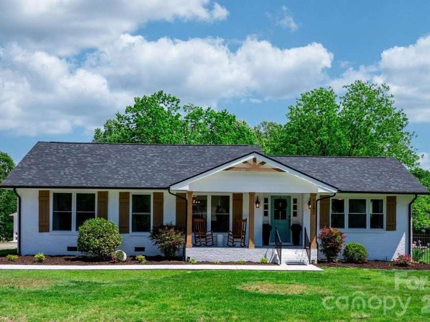 1252 Houston Mill Road, Conover, NC 28613.  MLS# CAR4359713, YatesRealty ID 14178. 
