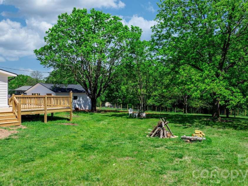 1252 Houston Mill Road, Conover, NC 28613.  MLS# CAR4359713, YatesRealty ID 14178. 