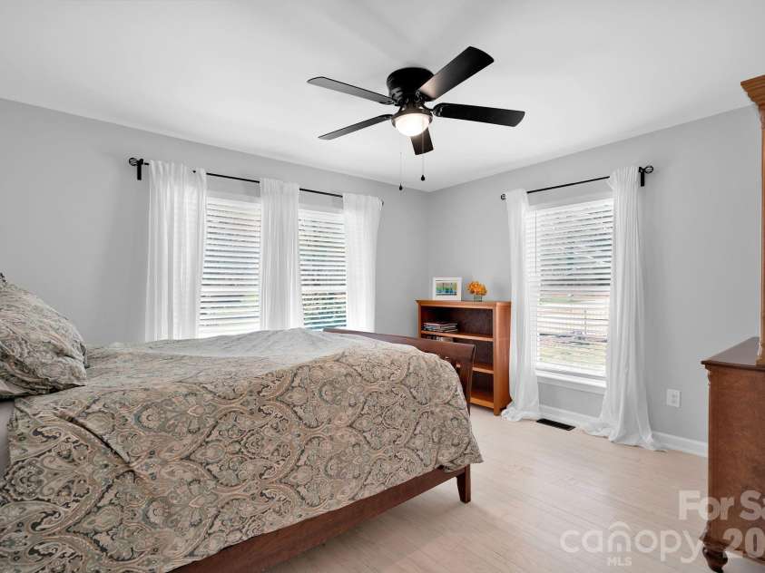 1252 Houston Mill Road, Conover, NC 28613.  MLS# CAR4359713, YatesRealty ID 14178. 