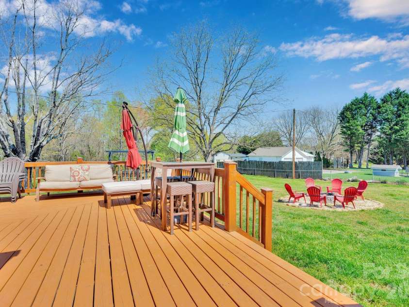 1252 Houston Mill Road, Conover, NC 28613.  MLS# CAR4359713, YatesRealty ID 14178. 