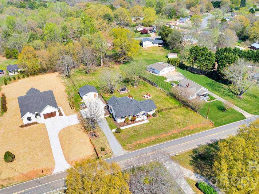 1252 Houston Mill Road, Conover, NC 28613.  MLS# CAR4359713, YatesRealty ID 14178. 