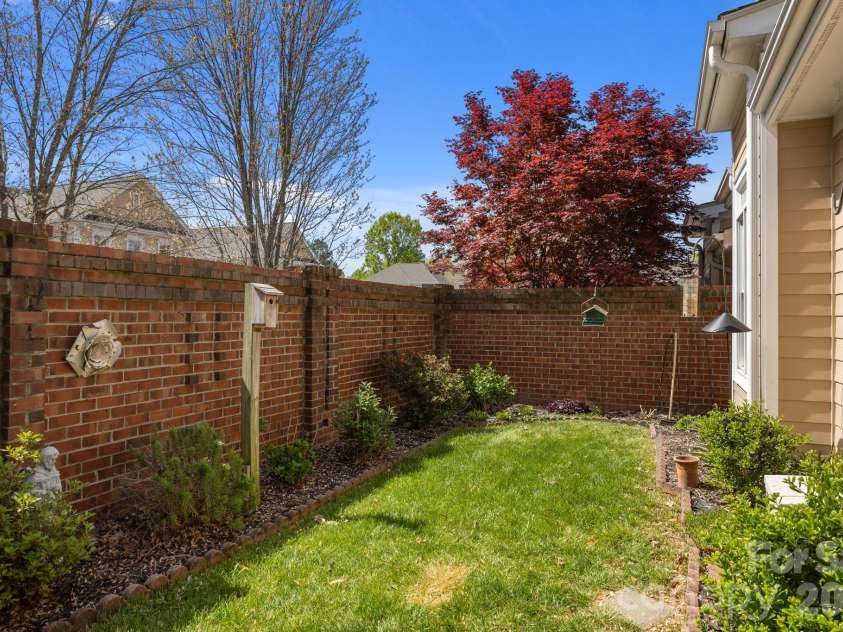 19334 Beaufain Street, Cornelius, NC 28031.  MLS# CAR4363331, YatesRealty ID 14179. 