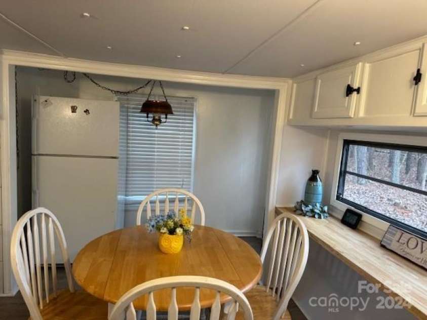138 Arrowood Trail, Mount Gilead, NC 27306.  MLS# CAR4108572, YatesRealty ID 1418. Dining