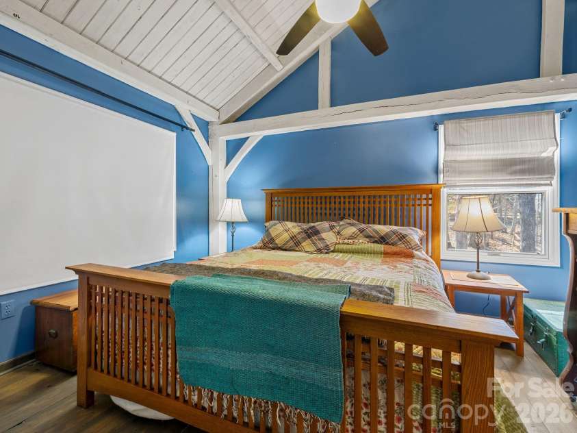 405 Loop Road, Campobello, SC 29322.  MLS# CAR4370899, YatesRealty ID 14181. 2nd bedroom on the upper level